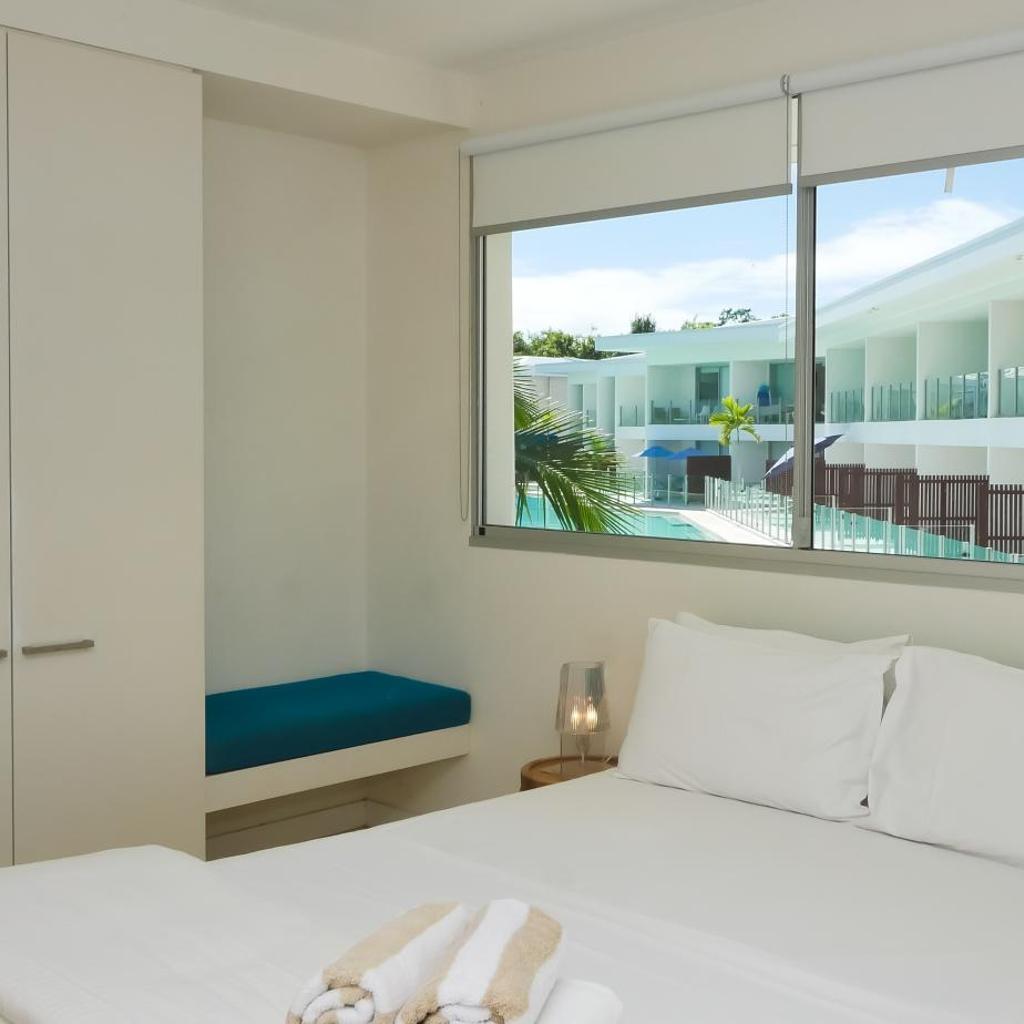 Pool Resort Port Douglas — 
