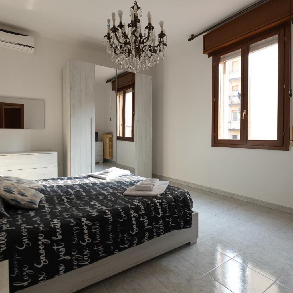 Photograph of M.G. Home 2 a un passo da tutto
