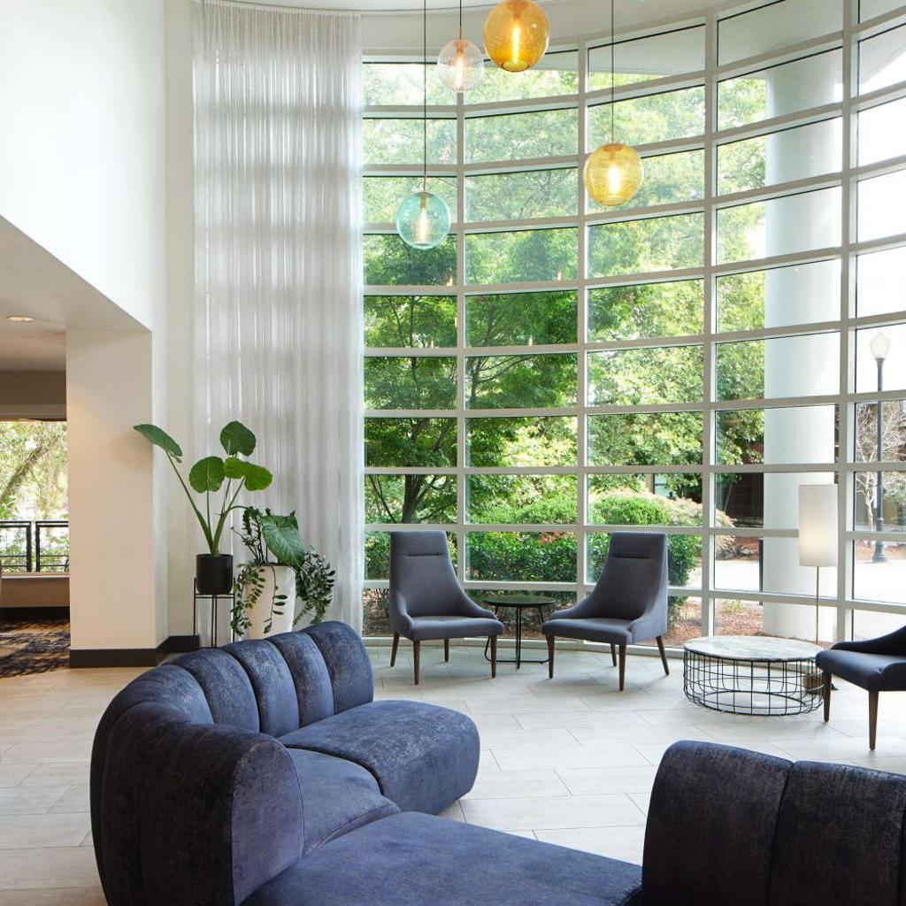 Photograph of River's Edge Hotel Portland, Tapestry Collection by Hilton