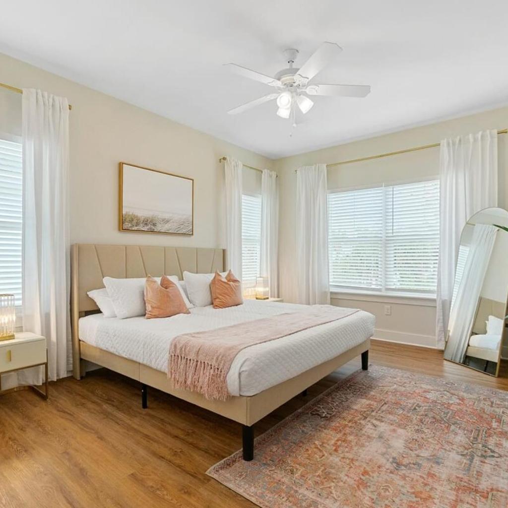 Photograph of Ocean Breeze- Chic Steps to beach Family Friendly
