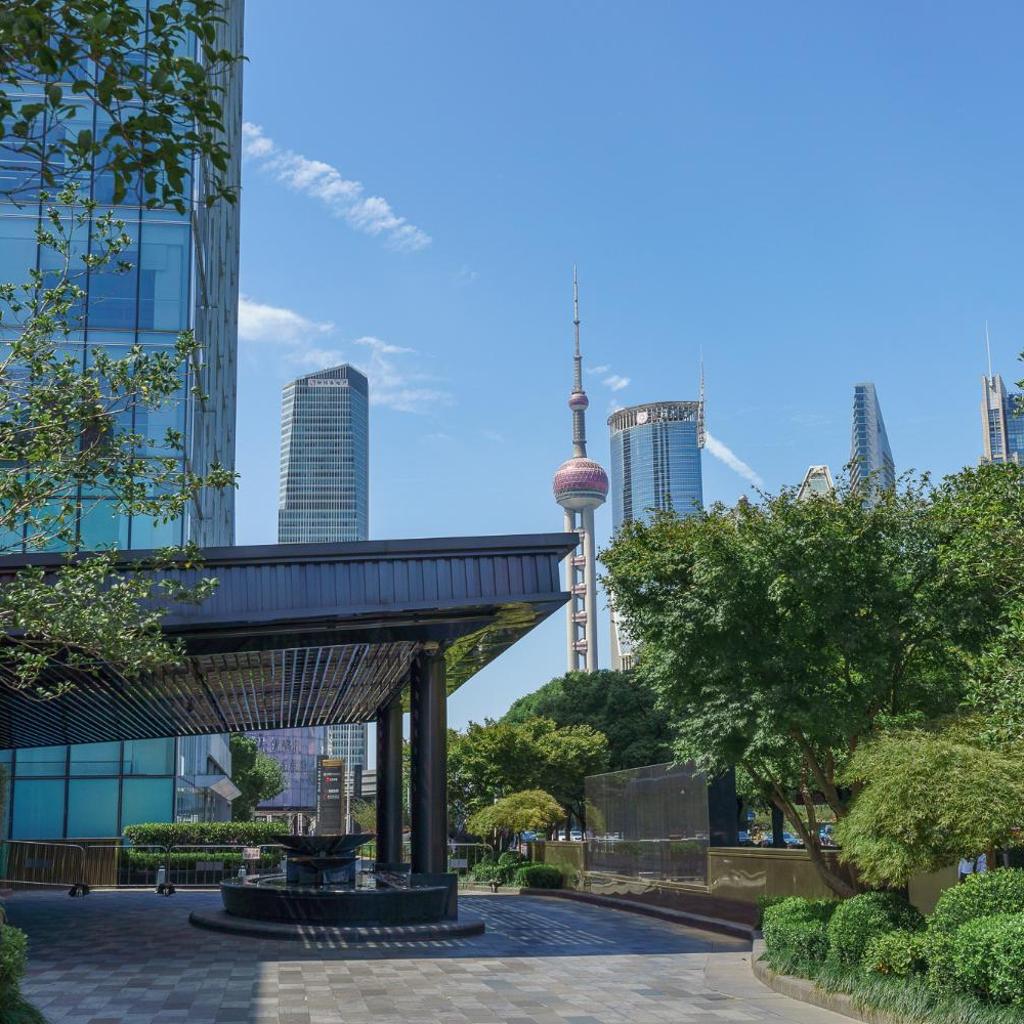 Regent Shanghai Pudong — 