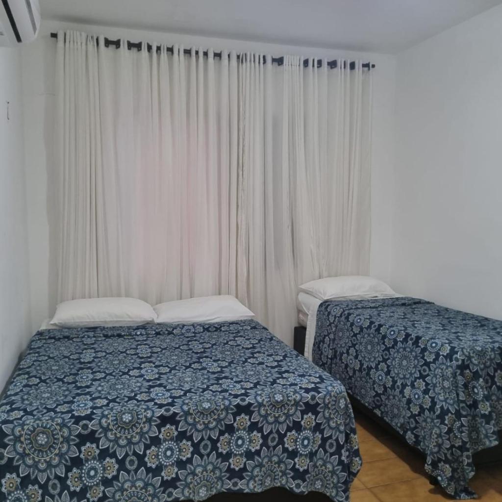 Apto Kampala a 50mt da praia de Pitangueiras - Localização privilegiada no coração do Guarujá 1 minuto da praia! — foto 6