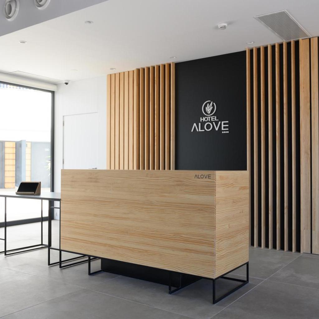 HOTEL ALOVE — 