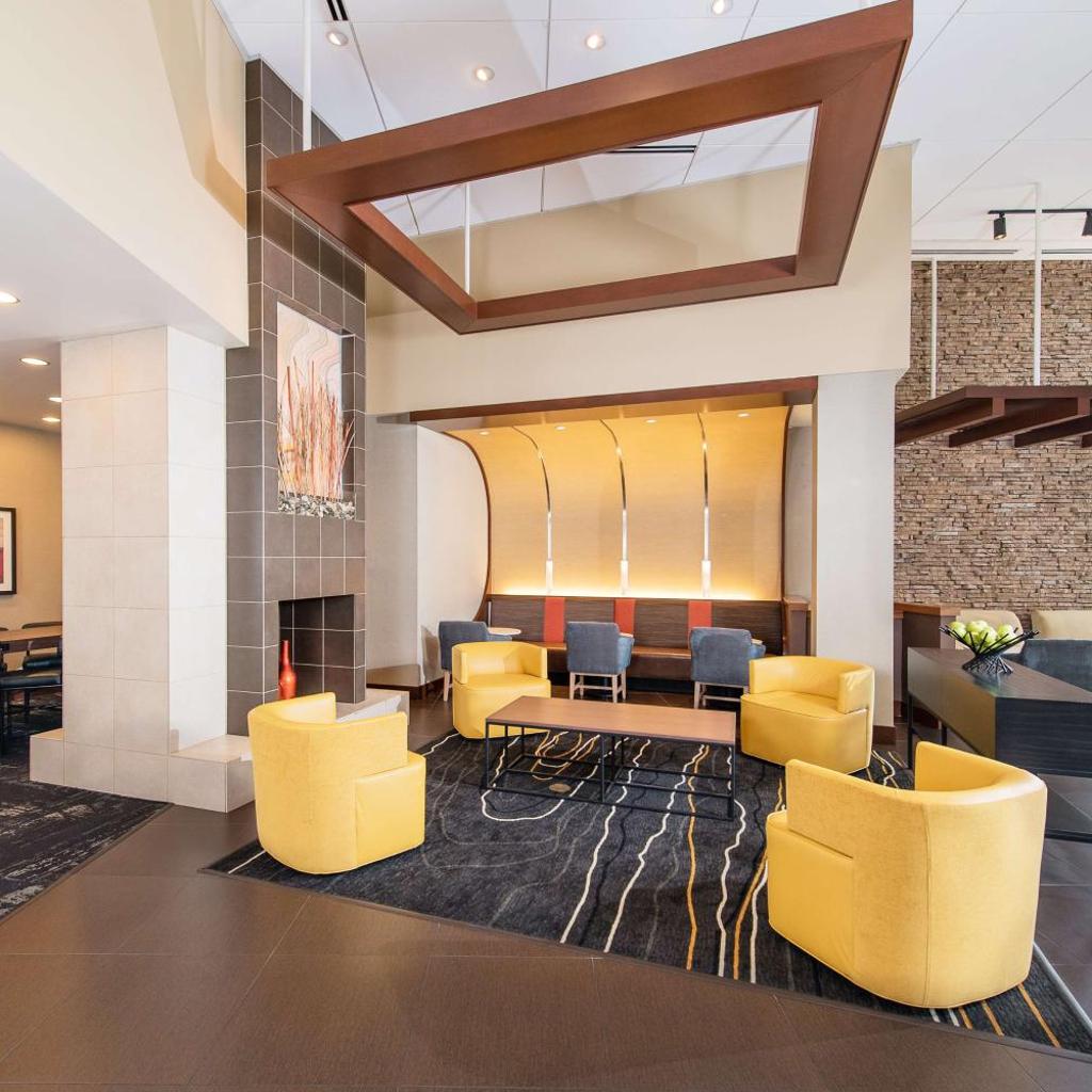 Photograph of Hyatt Place Charleston Airport / Convention Center