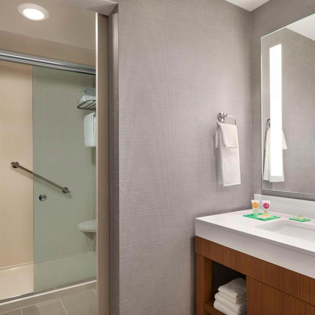 Photograph of Hyatt Place Virginia Beach Town Center