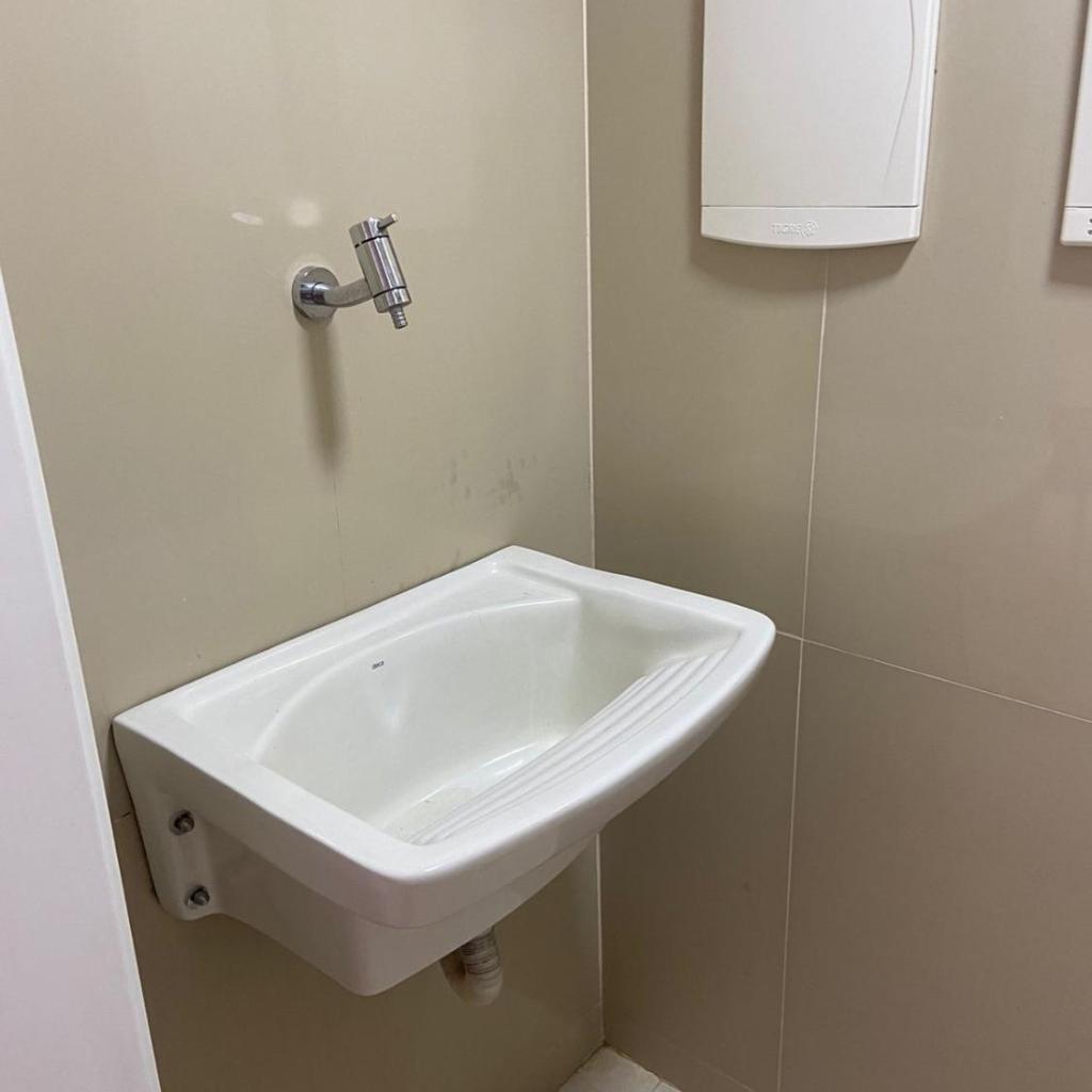 Apartamento confortável, localização extra -recepção 24h- Varanda com vista panorâmica — foto 9