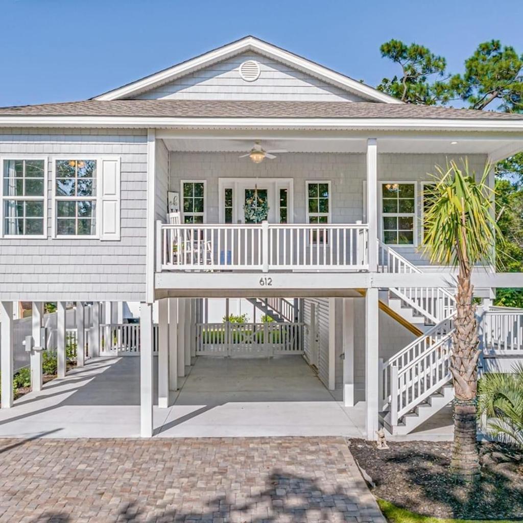 Photograph of Charming Beach House Short Walk To Beach