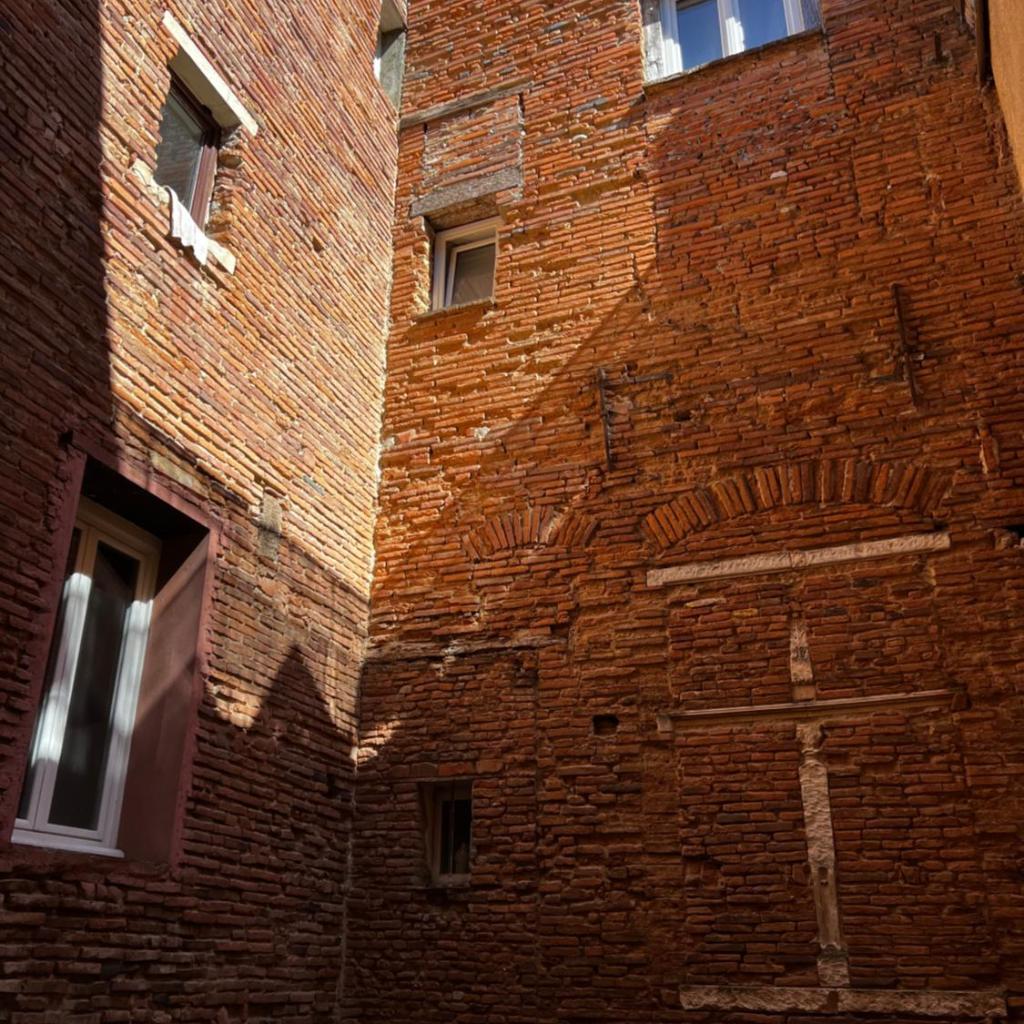 Photograph of Toulouse Capitole superbe appartement