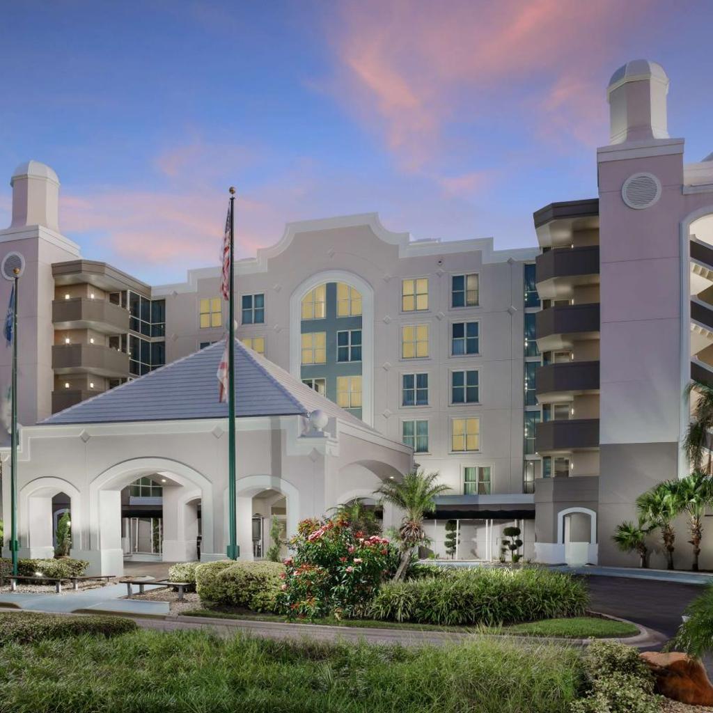 Photograph of Embassy Suites by Hilton Orlando Lake Buena Vista Resort