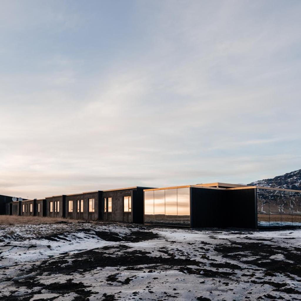 Umi Hotel — 