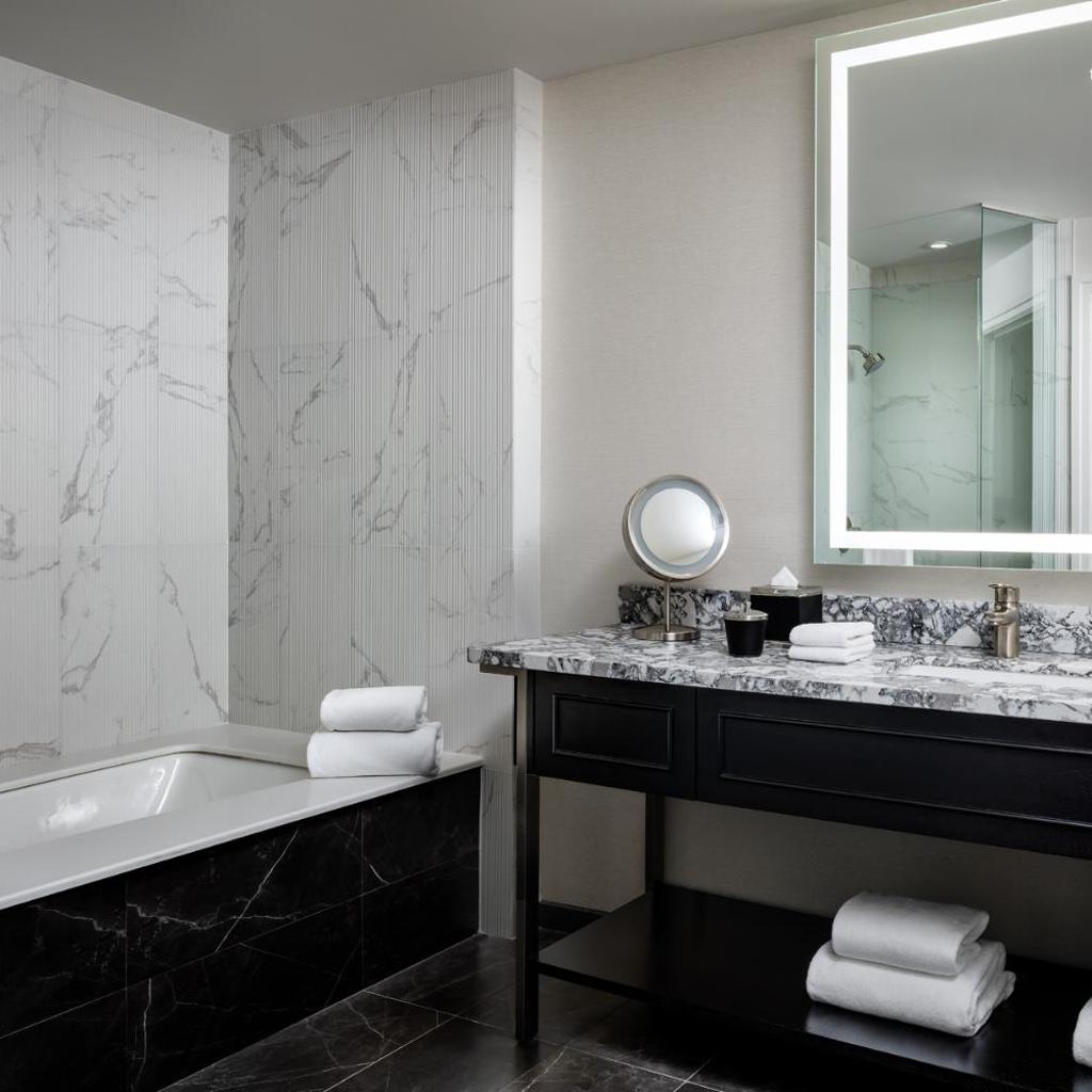 Photograph of The Gwen, a Luxury Collection Hotel, Michigan Avenue Chicago
