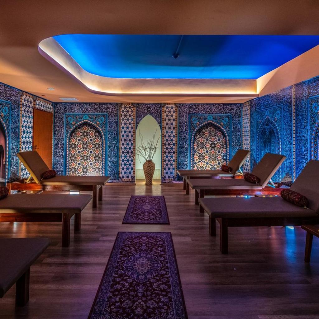 Hotel Kapitany Wellness — 