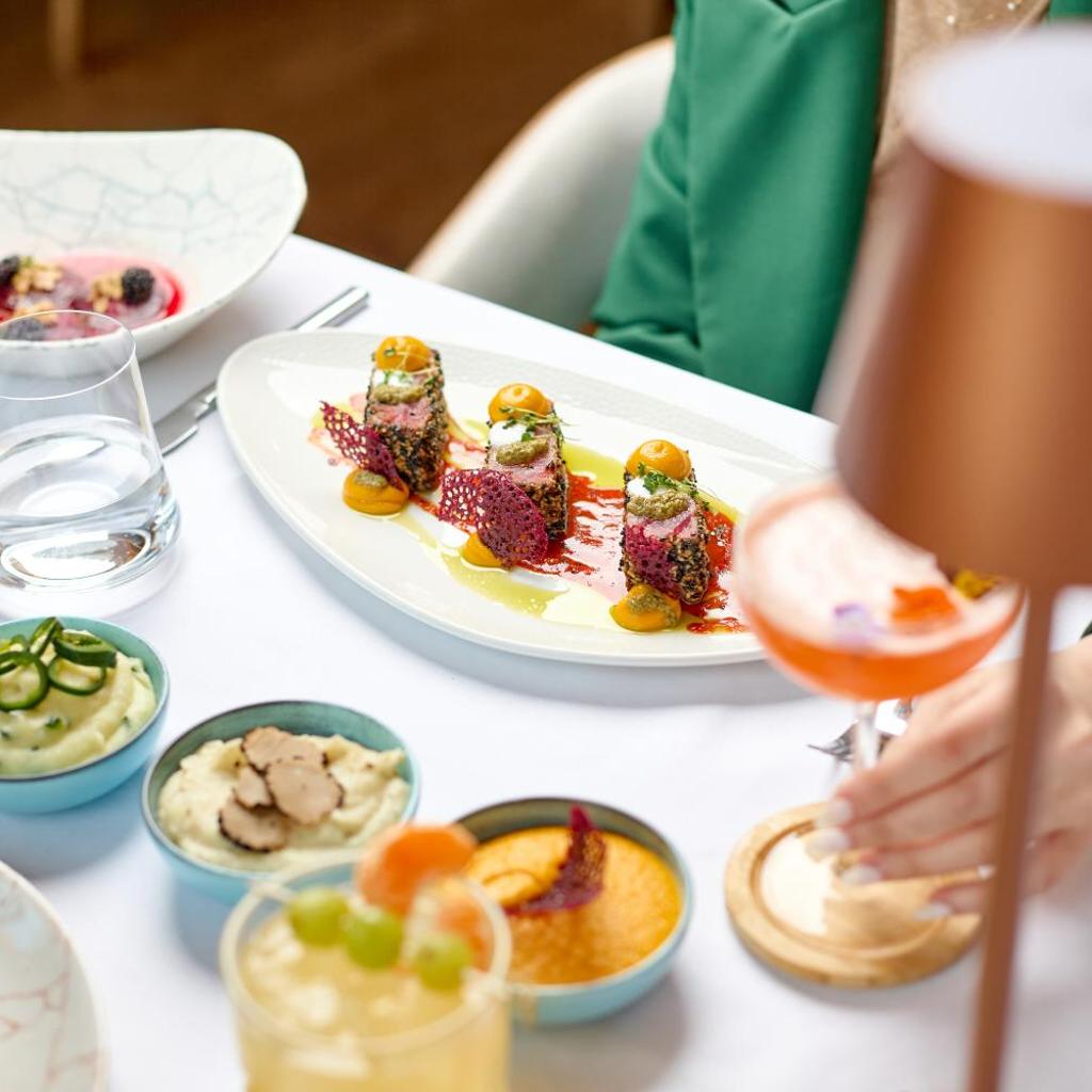 Hanami Design Hotel — 