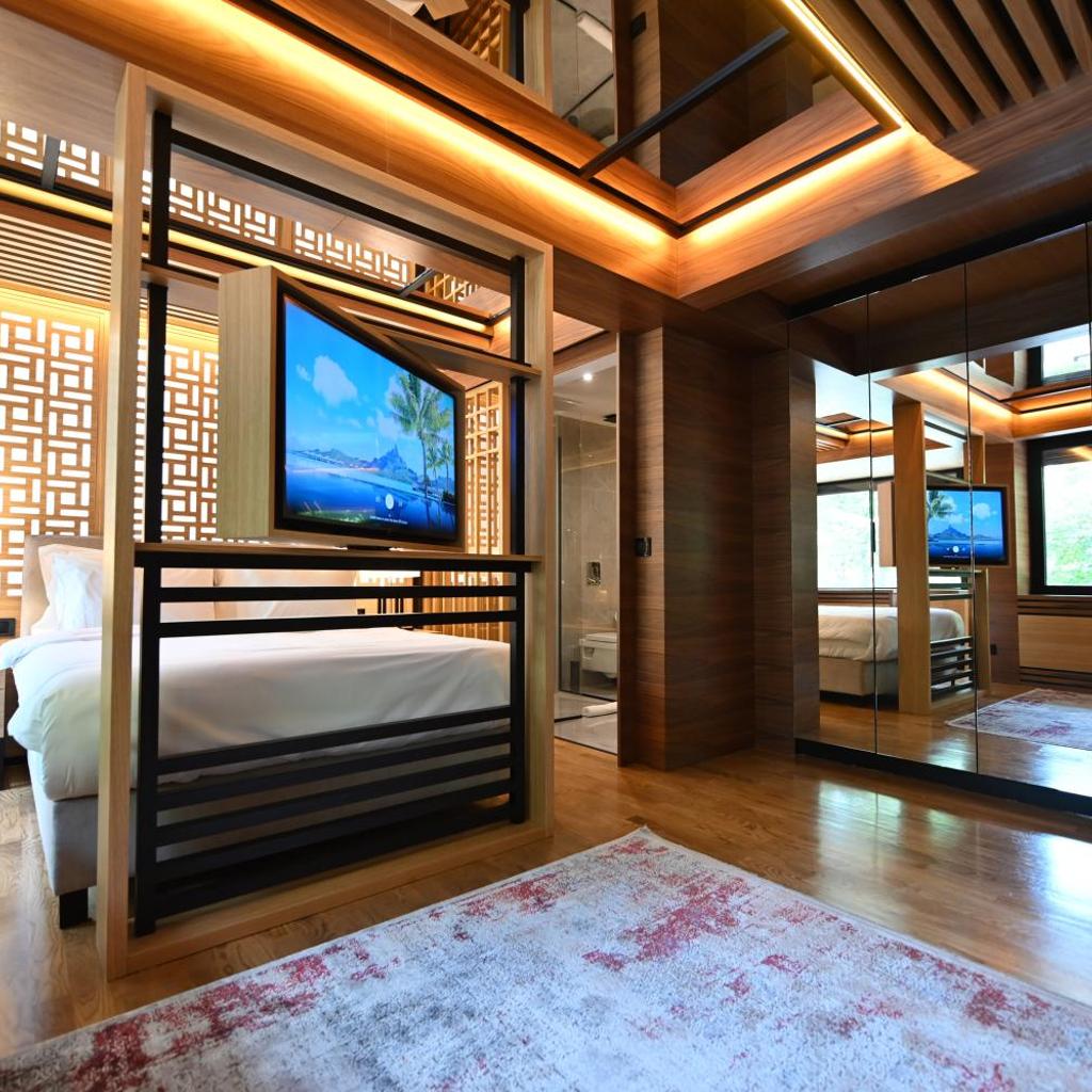 Hanami Design Hotel — 