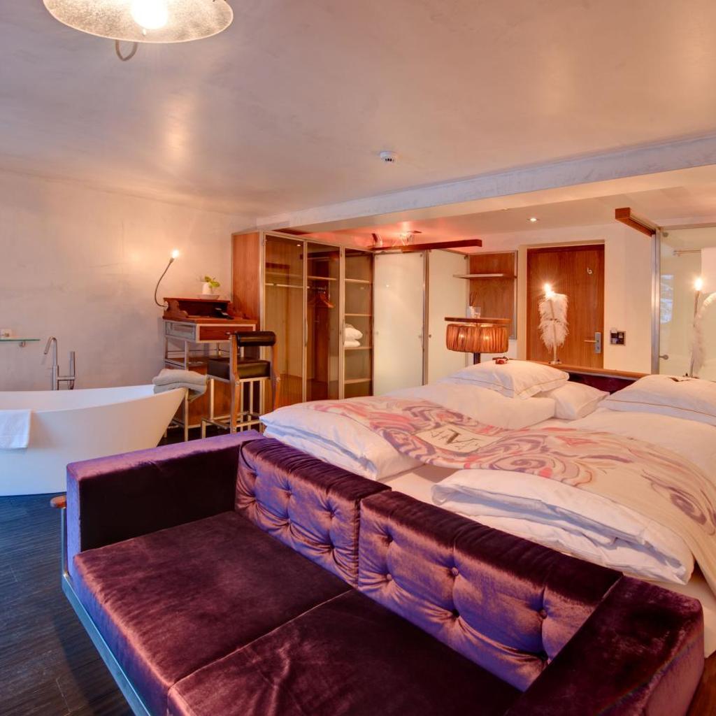 Backstage Boutique SPA Hotel — 