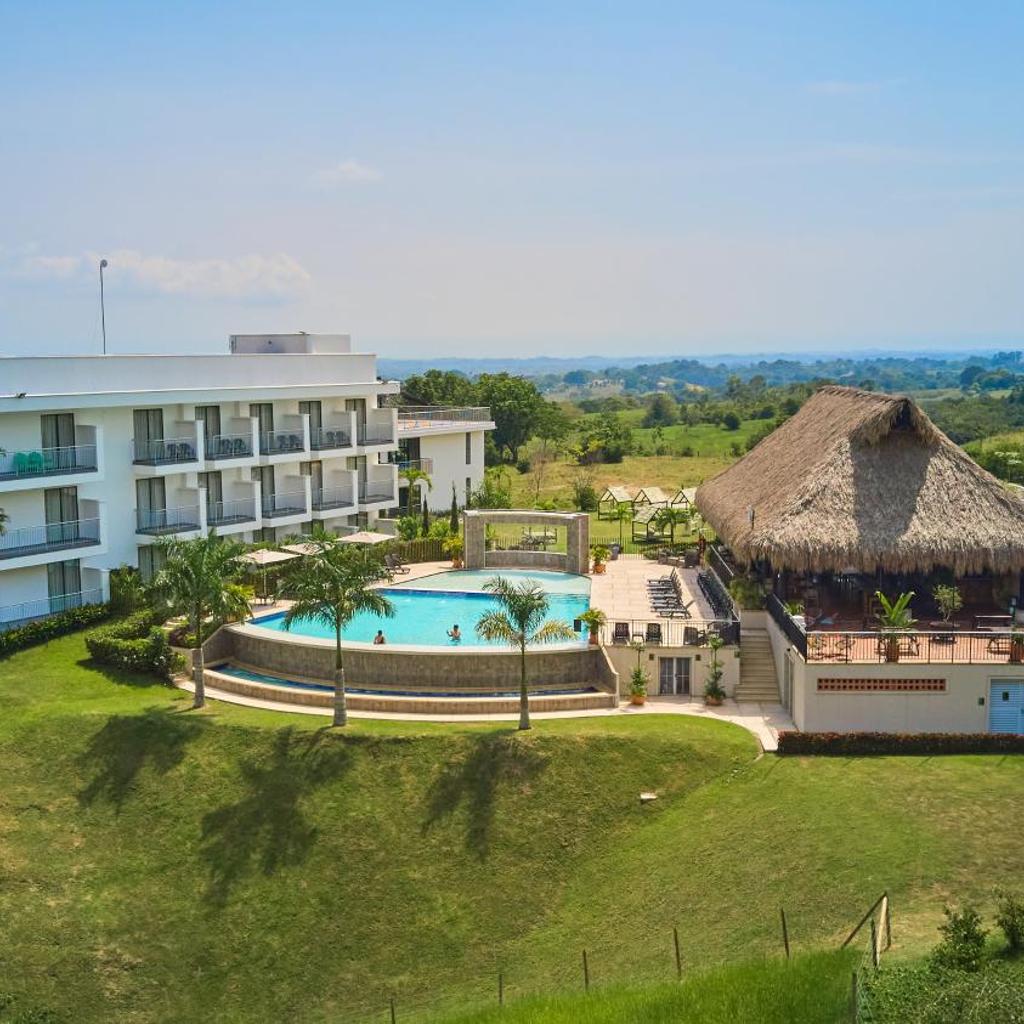 Hotel Arbóreo Doradal — 