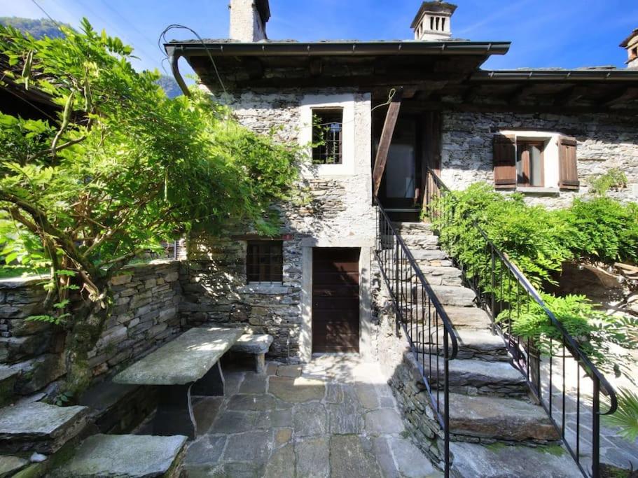Image 1 - Charming Retreat- 100-Year-Old Stone Rustico
