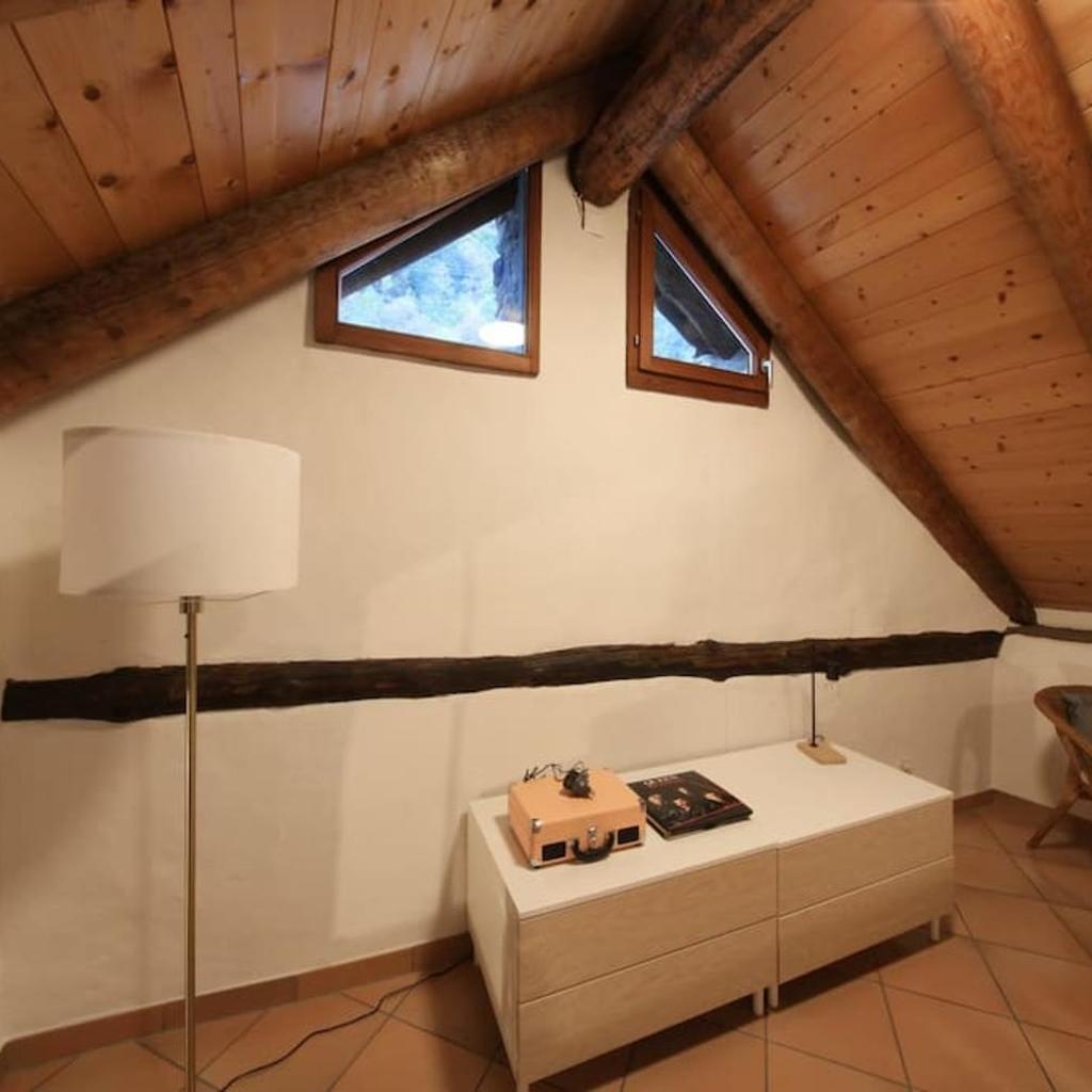 Image 17 - Charming Retreat- 100-Year-Old Stone Rustico