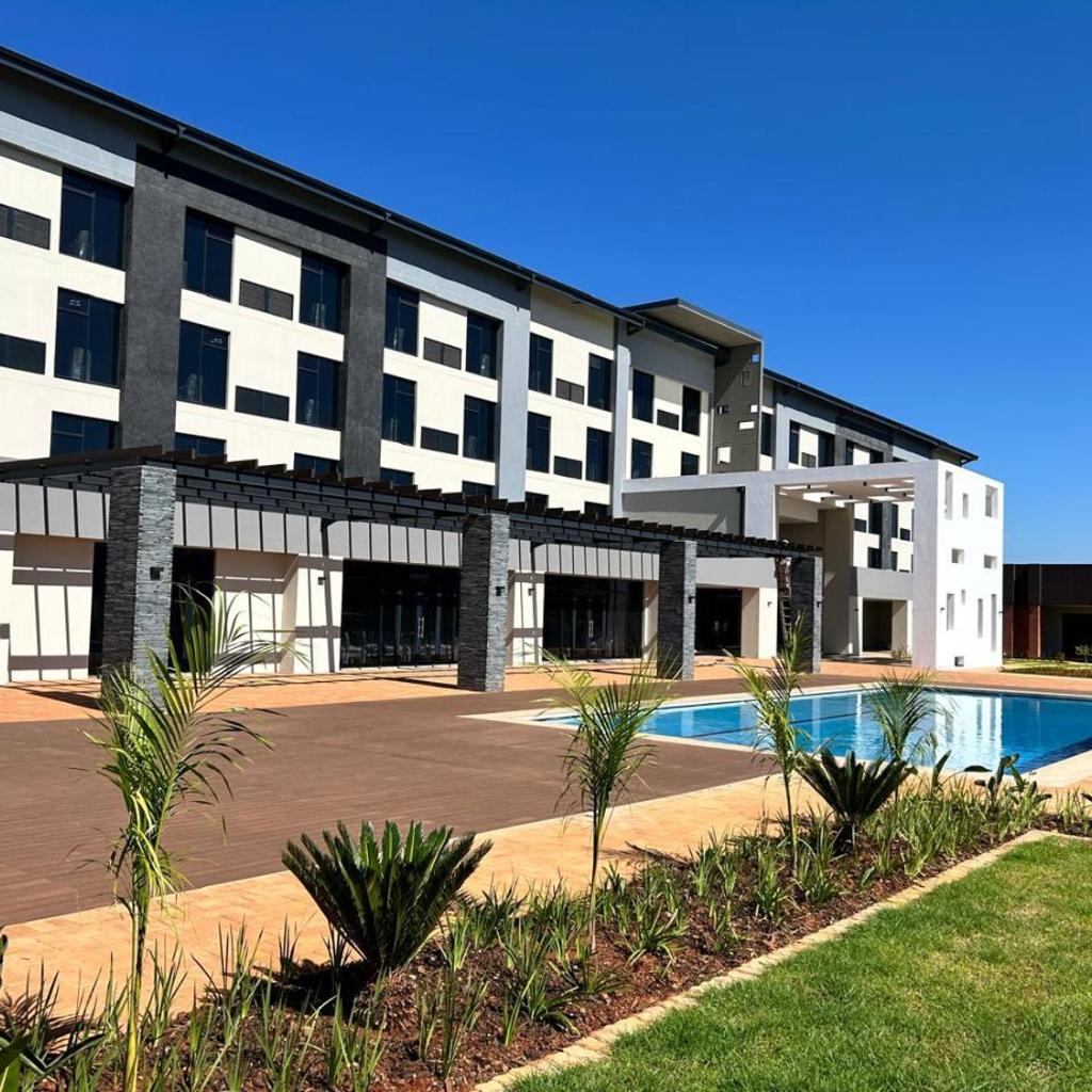 Premier Hotel Thohoyandou — 