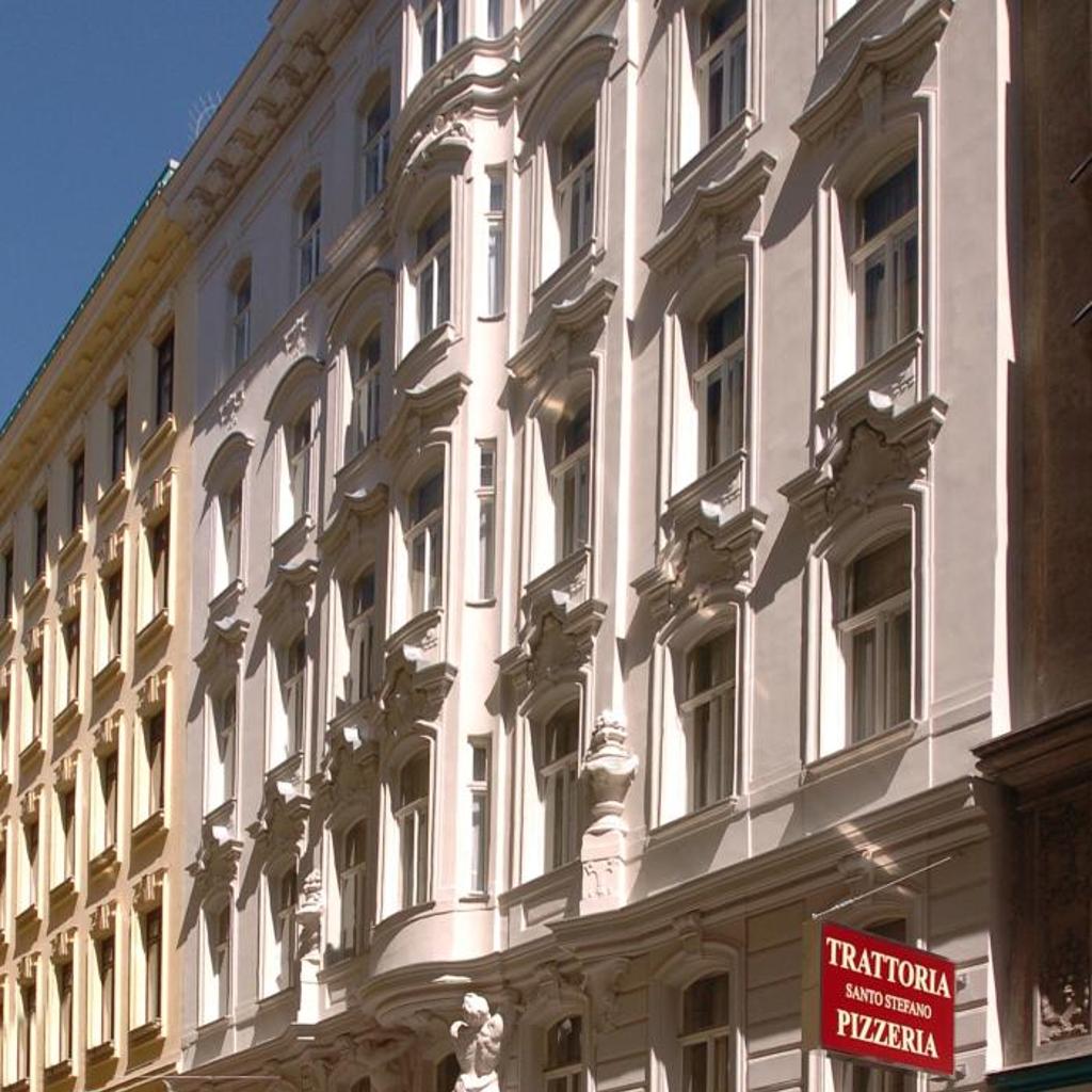 Photograph of Graben Hotel