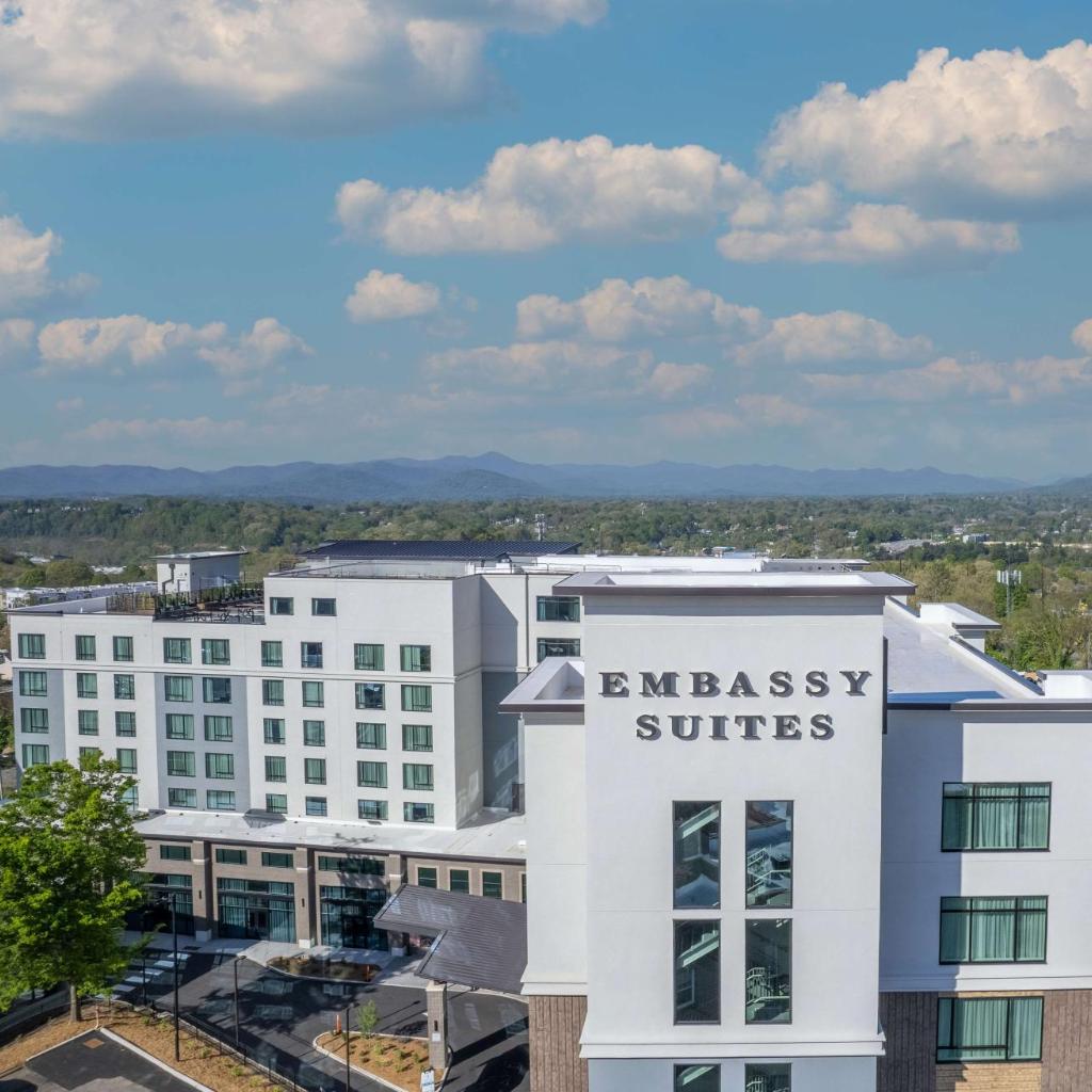 Photograph of Embassy Suites By Hilton Asheville Downtown