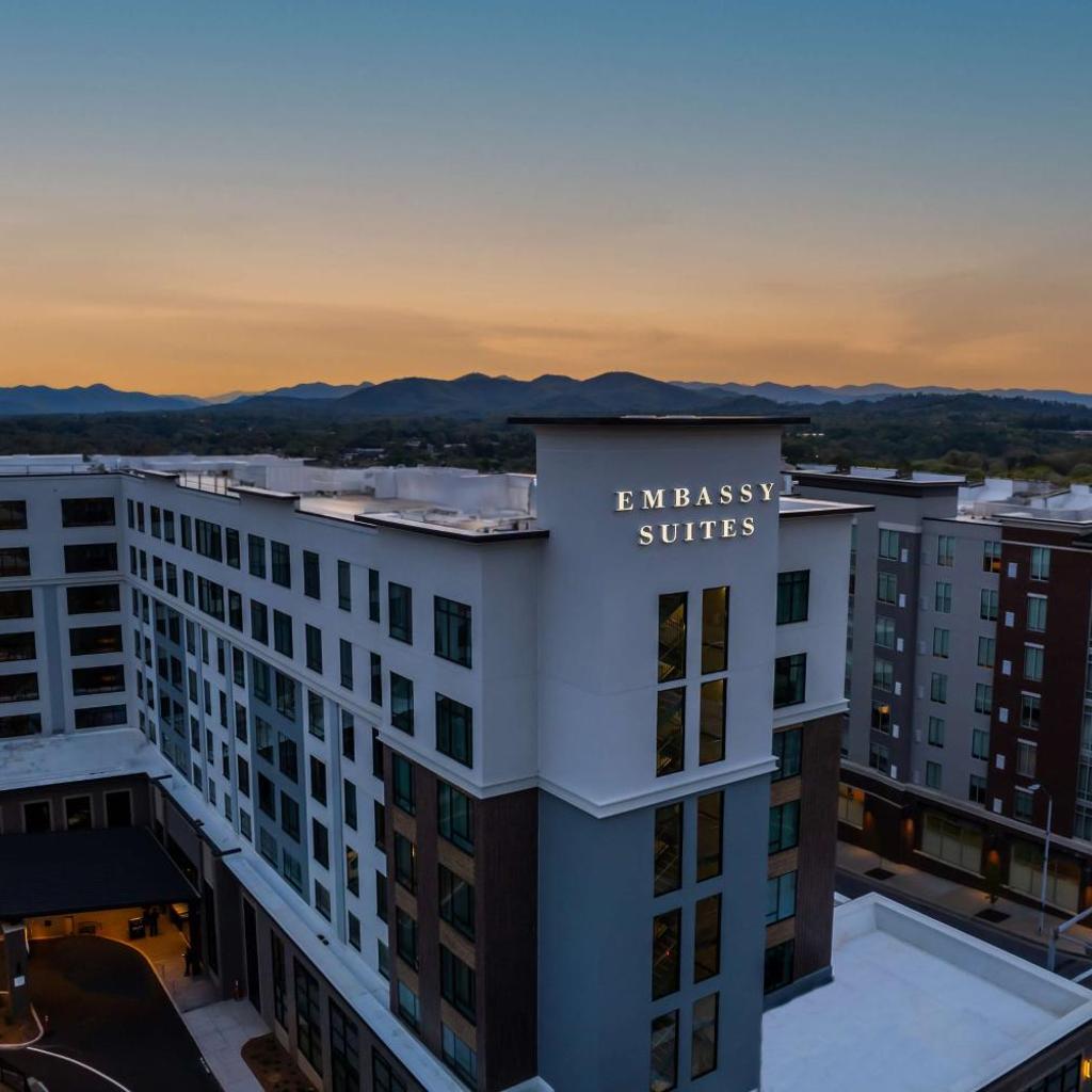 Photograph of Embassy Suites By Hilton Asheville Downtown