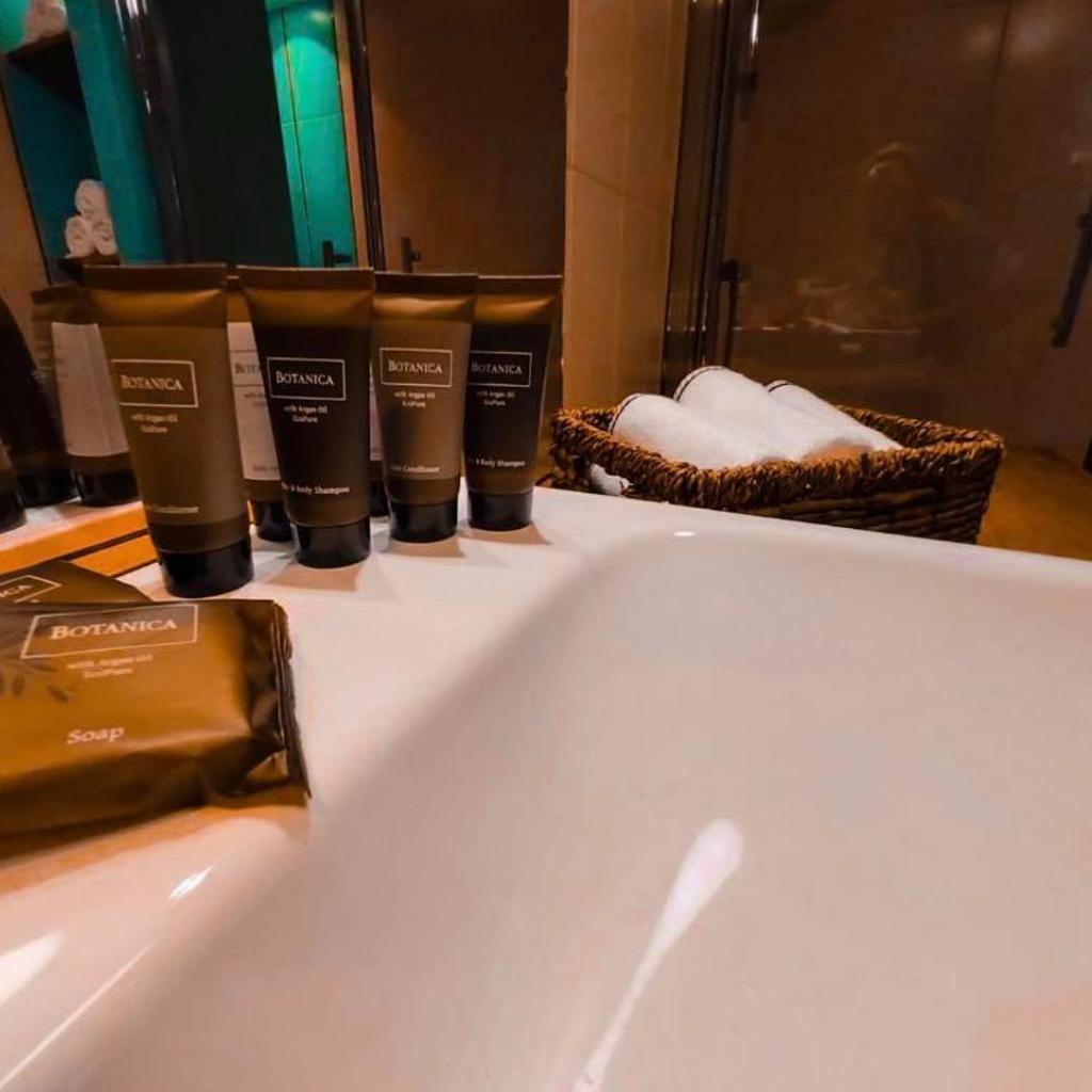 Family suite with garden and amaizing view to Lugano – Bild