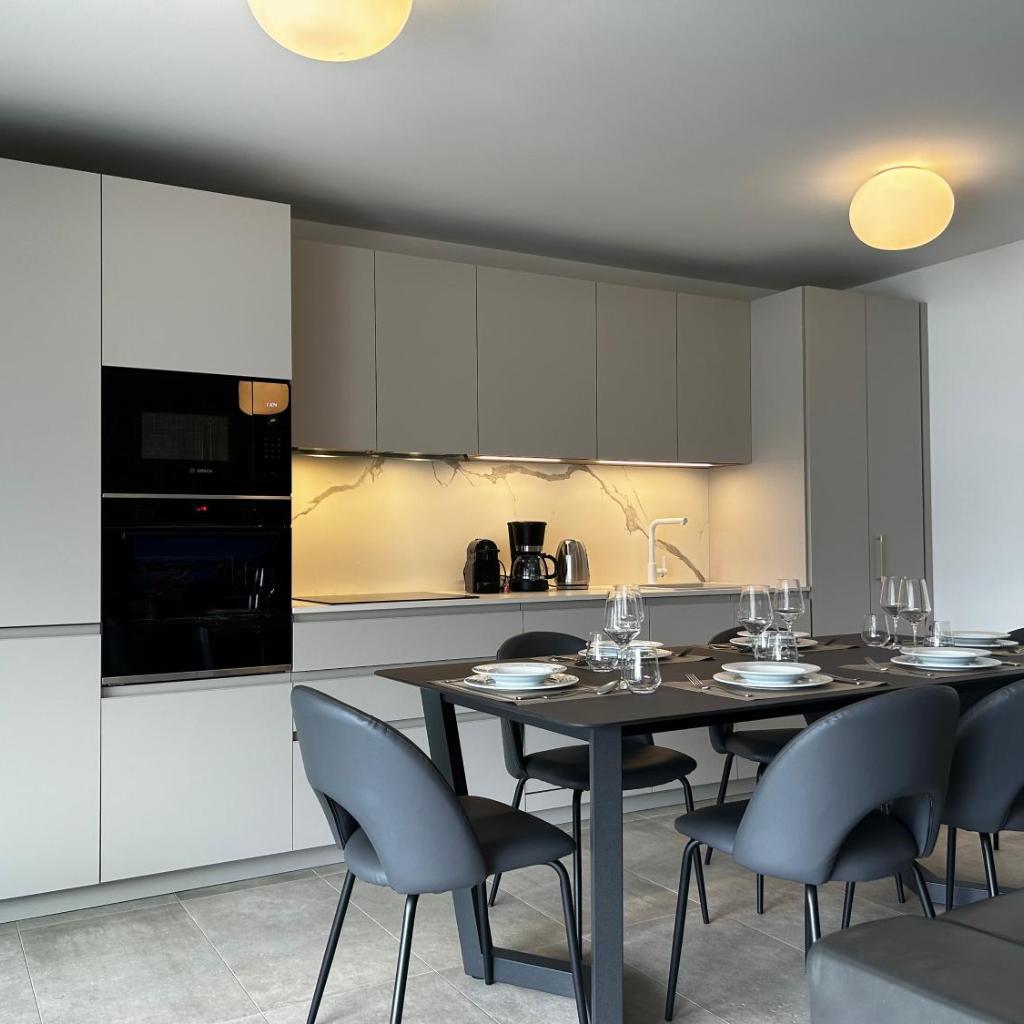 Image 8 - Family apartment, near the beach whit private park