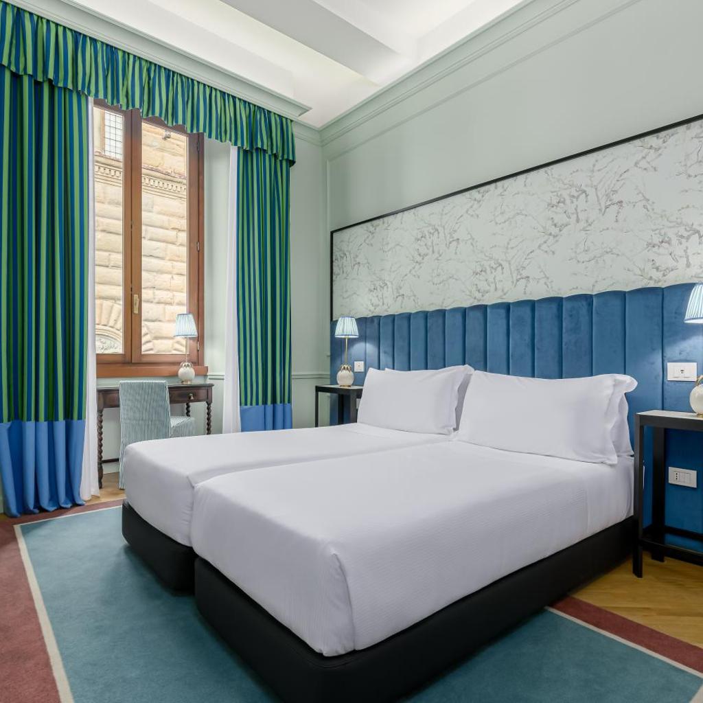 Room Mate Collection Isabella, Florence — 