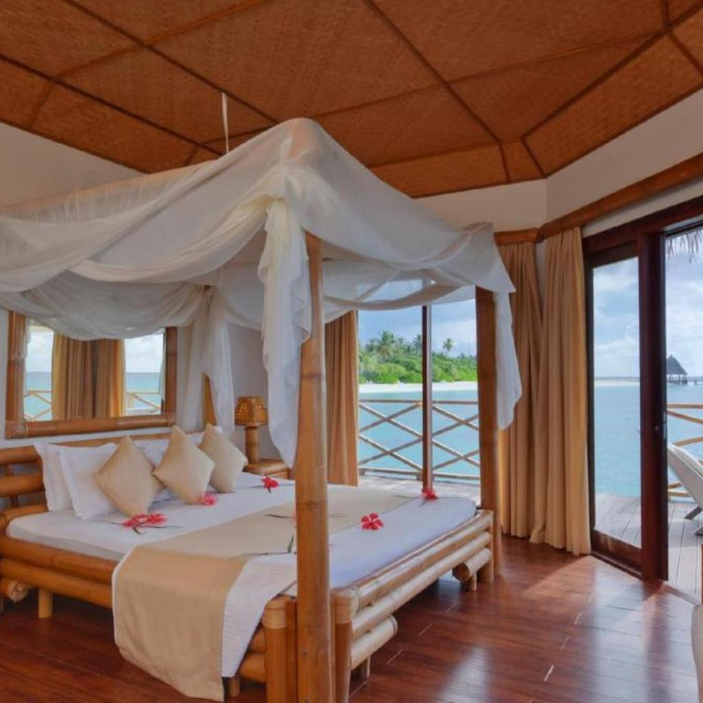 Angaga Island Resort and Spa, photo 2