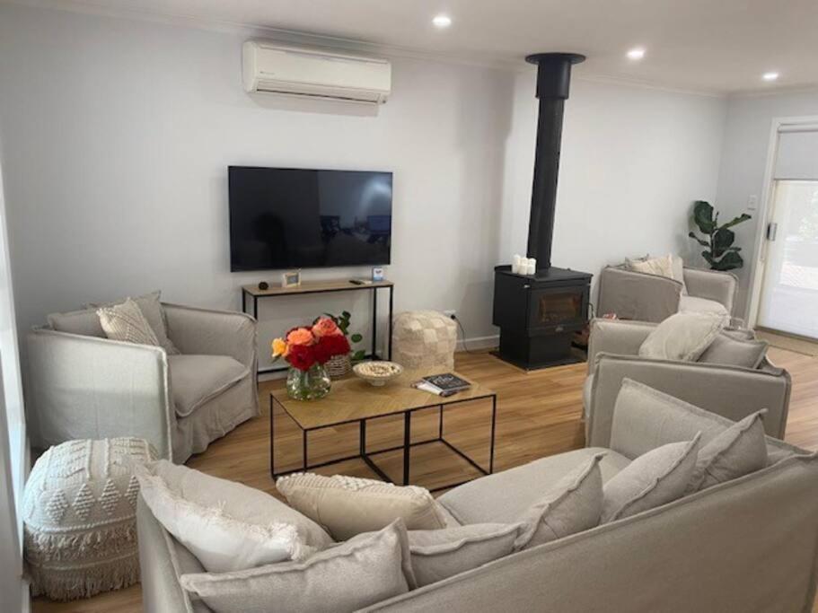 Photograph of Hahndorf Home, walk to main st, sleeps 8
