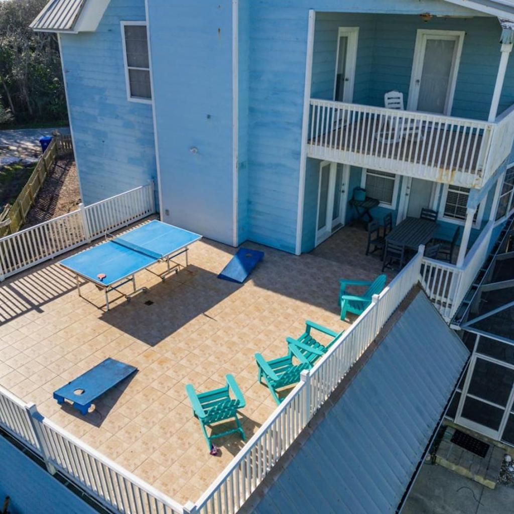 Photograph of Ocean and Sunset Views with Easy Beach Access | Coastal Retreat