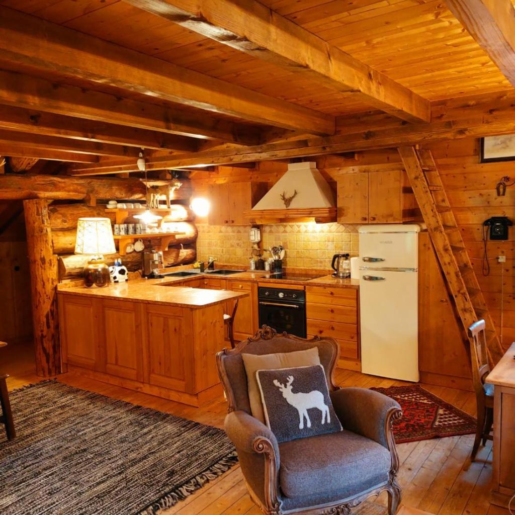 "CHALET dei FIORI" room & apartment – Bild