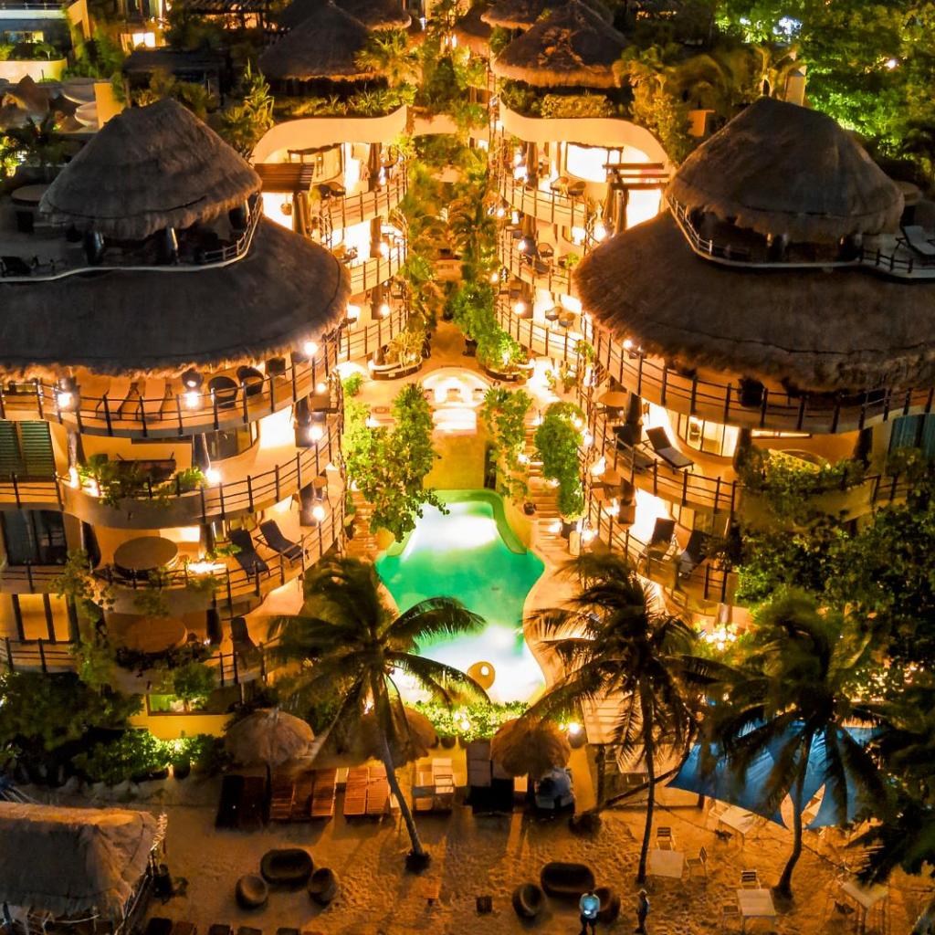 Hotel thumbnail 10