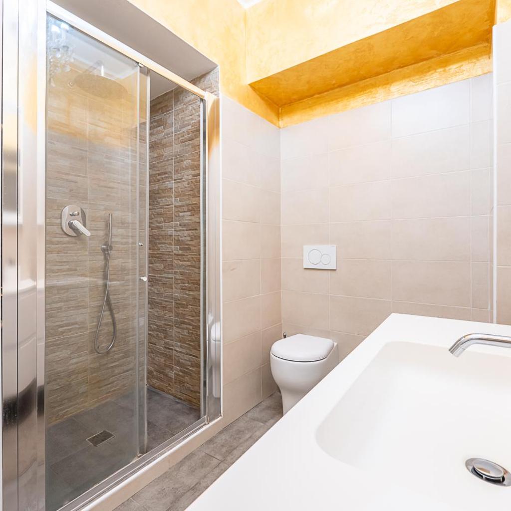 Photograph of Camerana Prestige Porta Nuova
