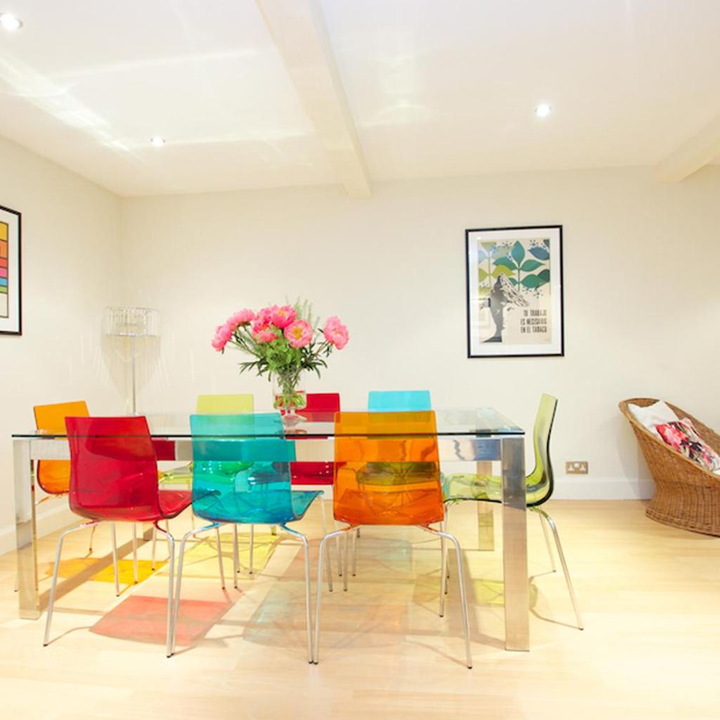 Photograph of Edlets Collection - The Dundonald Apartment