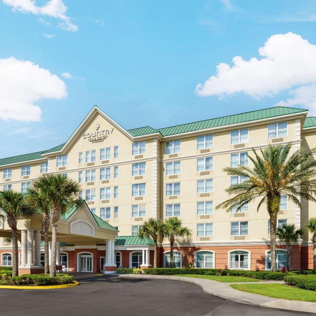 Photograph of Country Inn & Suites by Radisson, Orlando Airport, FL