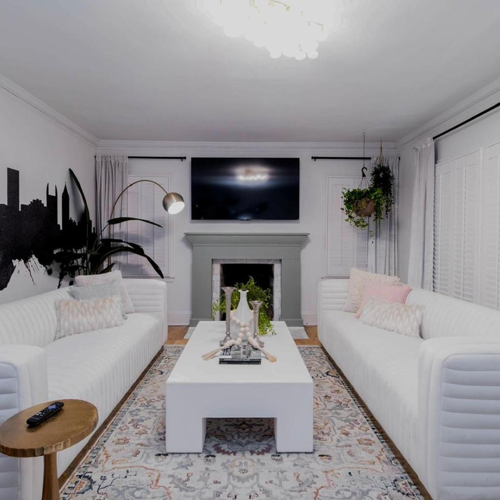 Photograph of Atlanta Themed, Sleeps 7, Min from Stadium