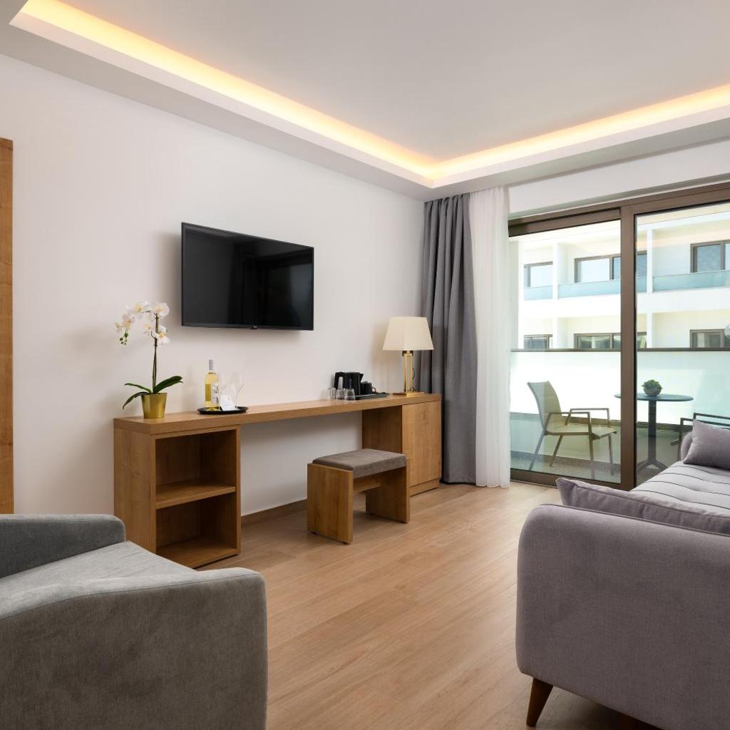 Acandia Hotel — 