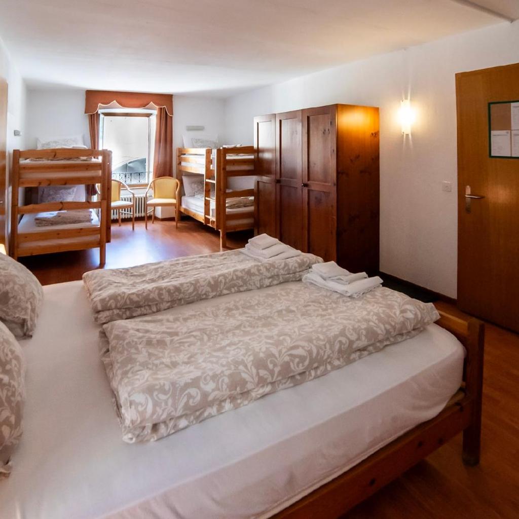 Hotel Des Alpes - Restaurant & Pizzeria – image