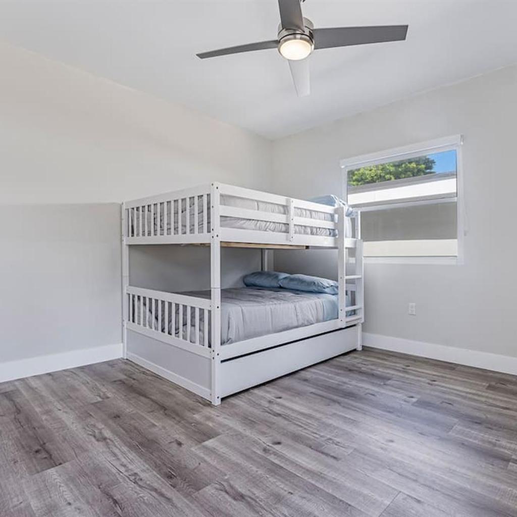 Photograph of Modern Miami Unit 1 - Close to South Beach & Airport