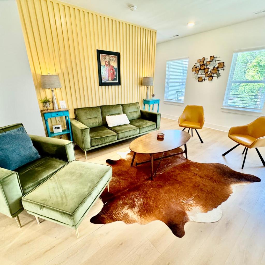 Photograph of Opry House Near Grand Ole Opry, Sleeps 10