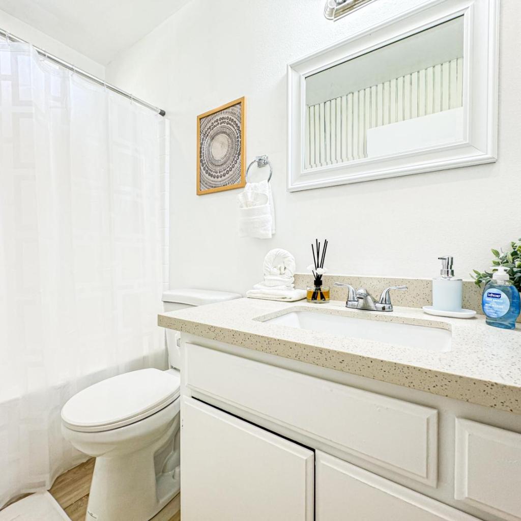 Photograph of Boho-Chic 1BR-1BA Oasis near Hollywood -BRBEV13