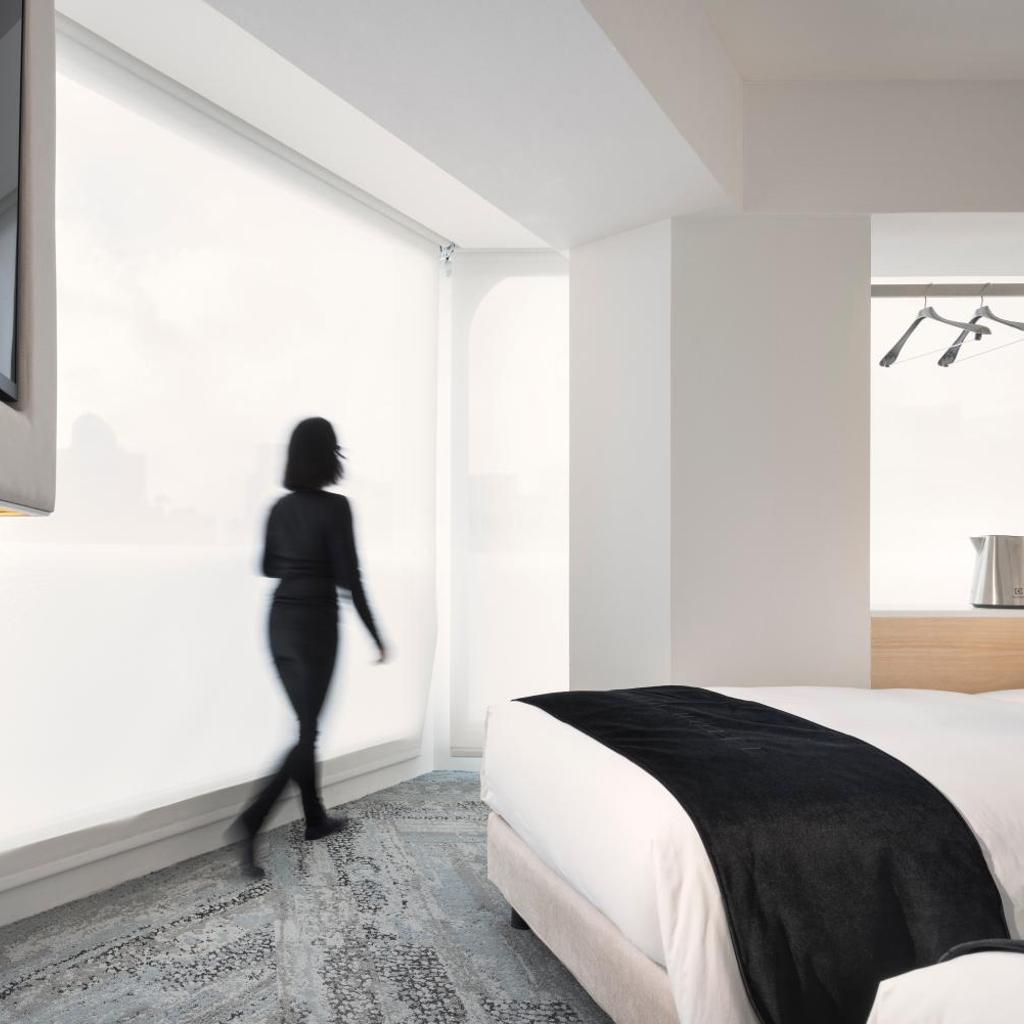 Swiio Hotel Daan — 