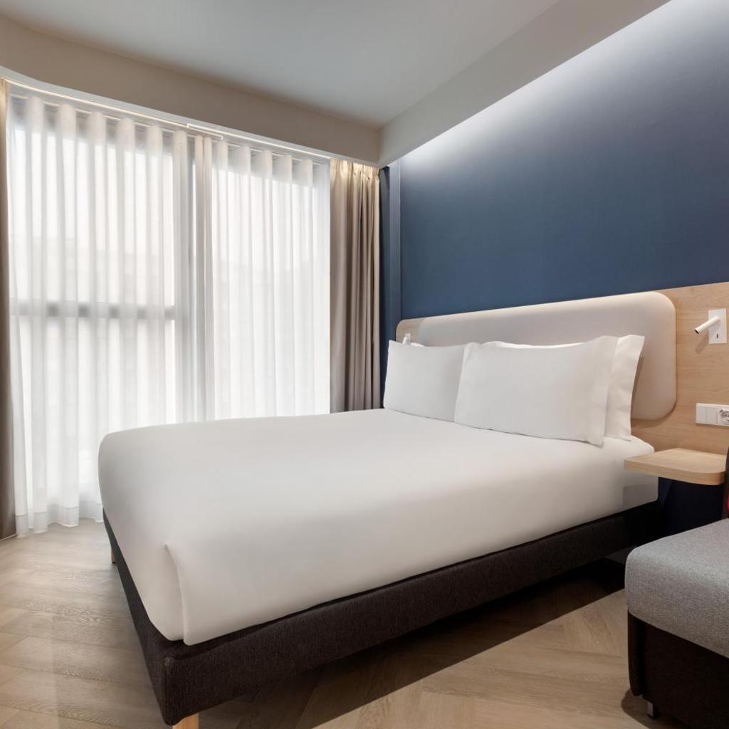 Photograph of Holiday Inn Express Porto - Boavista by IHG