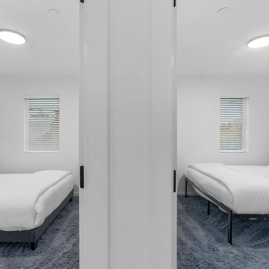 Photograph of The Cloudbreak Townhome - 88 Walkscore!