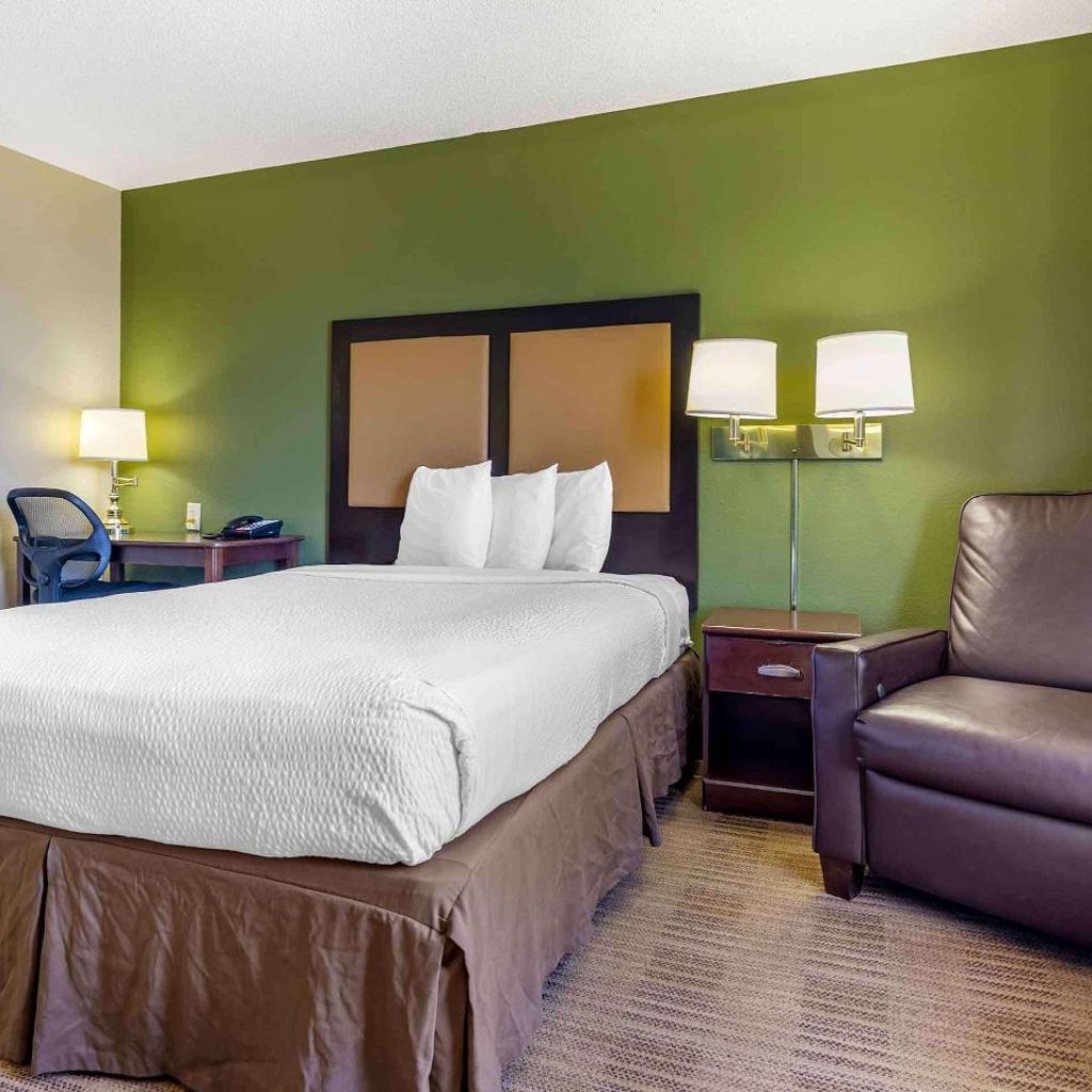 Photograph of Extended Stay America Suites - Austin - Northwest Arboretum