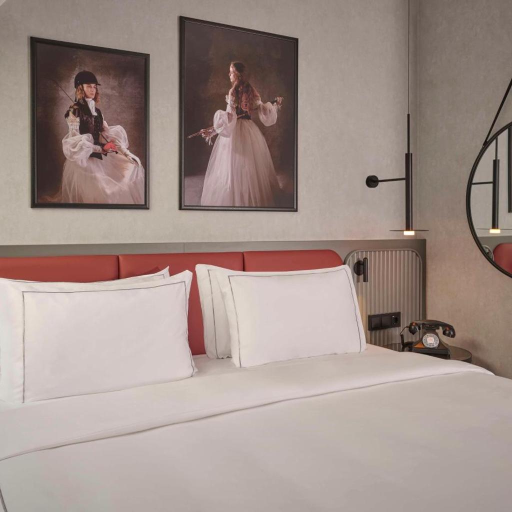 Photograph of Radisson RED Berlin Kudamm