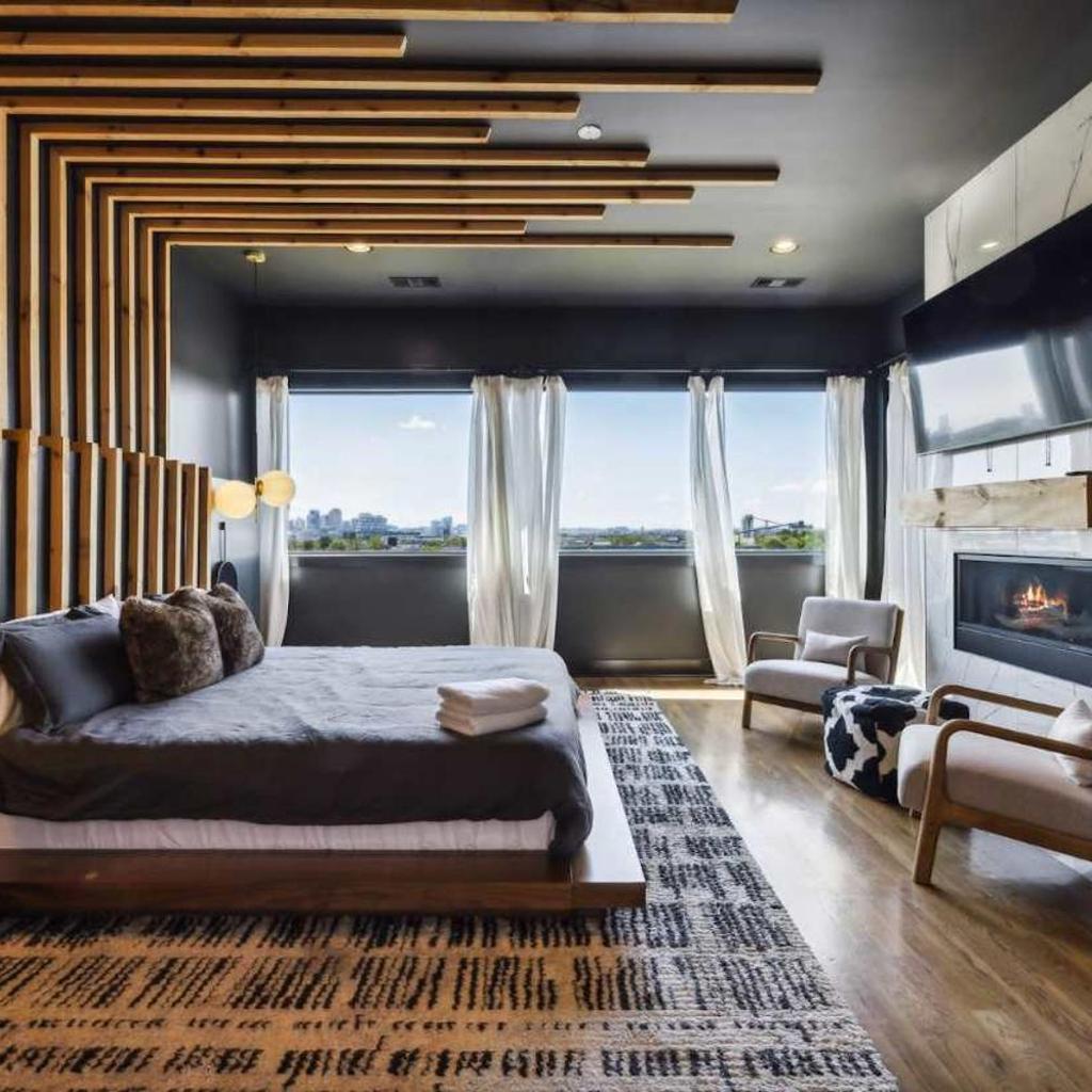 Photograph of Epic Luxury Mansion w Nashville Skyline Views