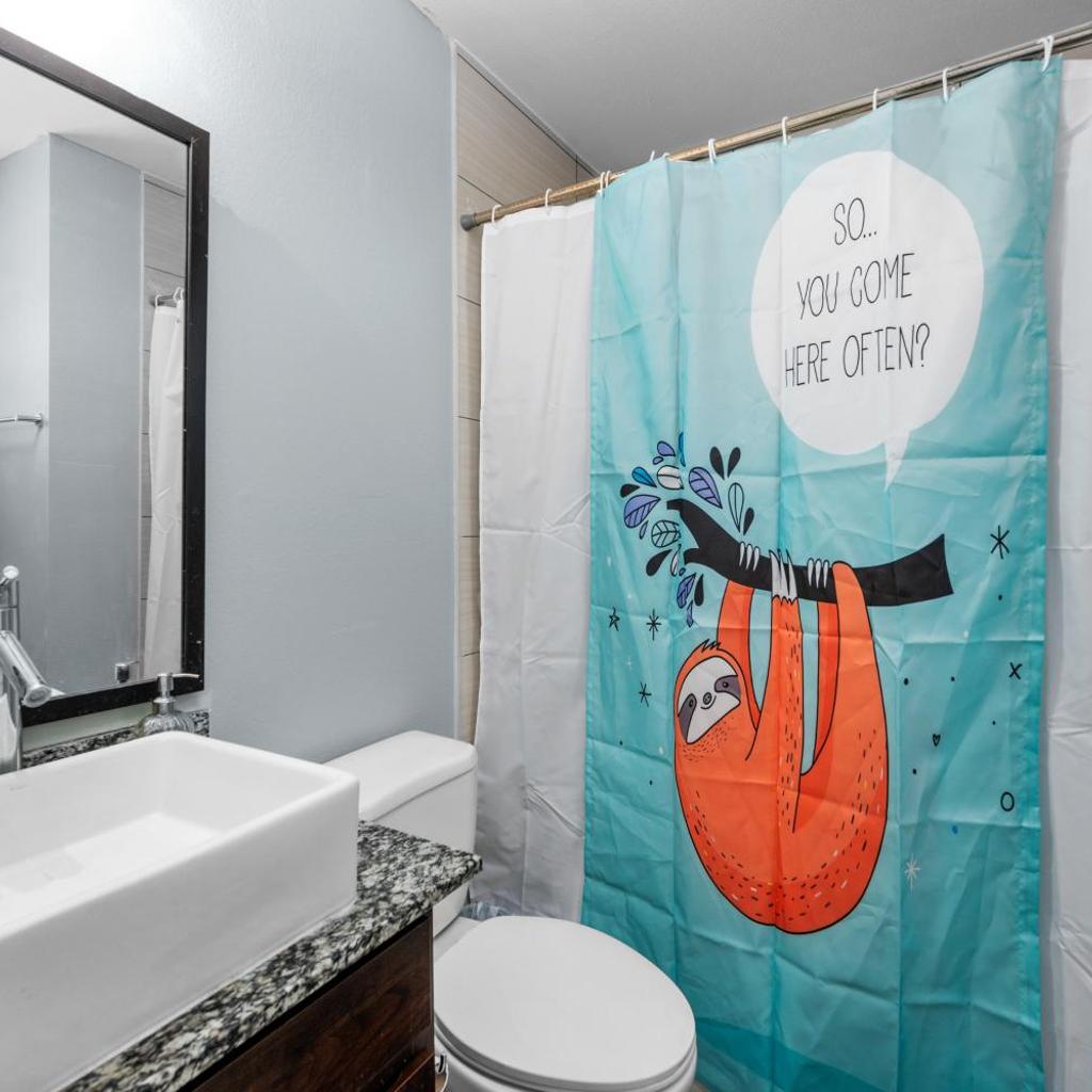 Photograph of 1BR King Bed Apt, Free Park Close to Medical Center